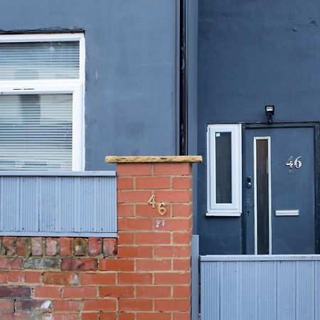 Stockton Town Centre Spacious Apartment Free Parking And Wifi Exterior photo